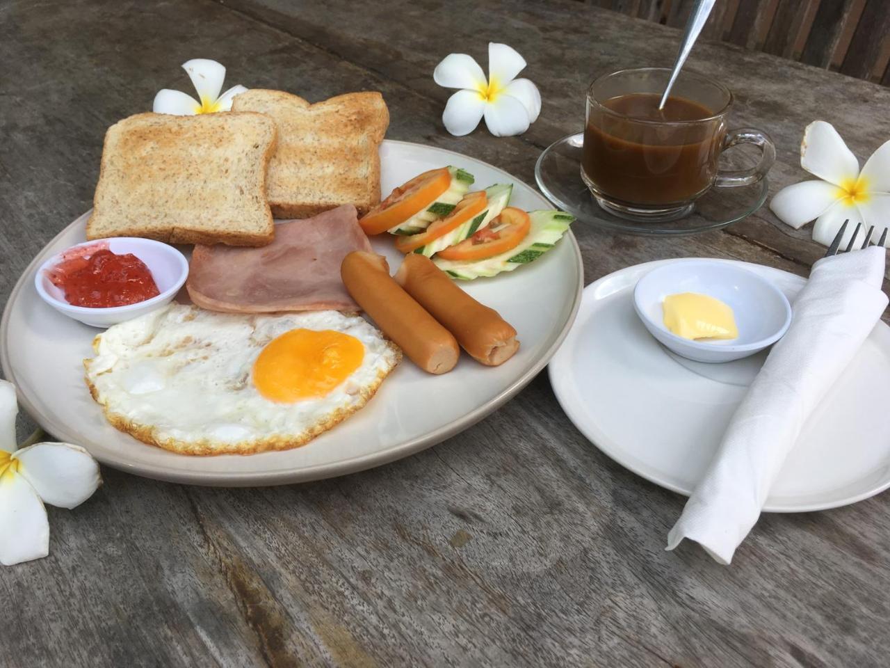 Siam Guesthouse Kanchanaburi Bagian luar foto